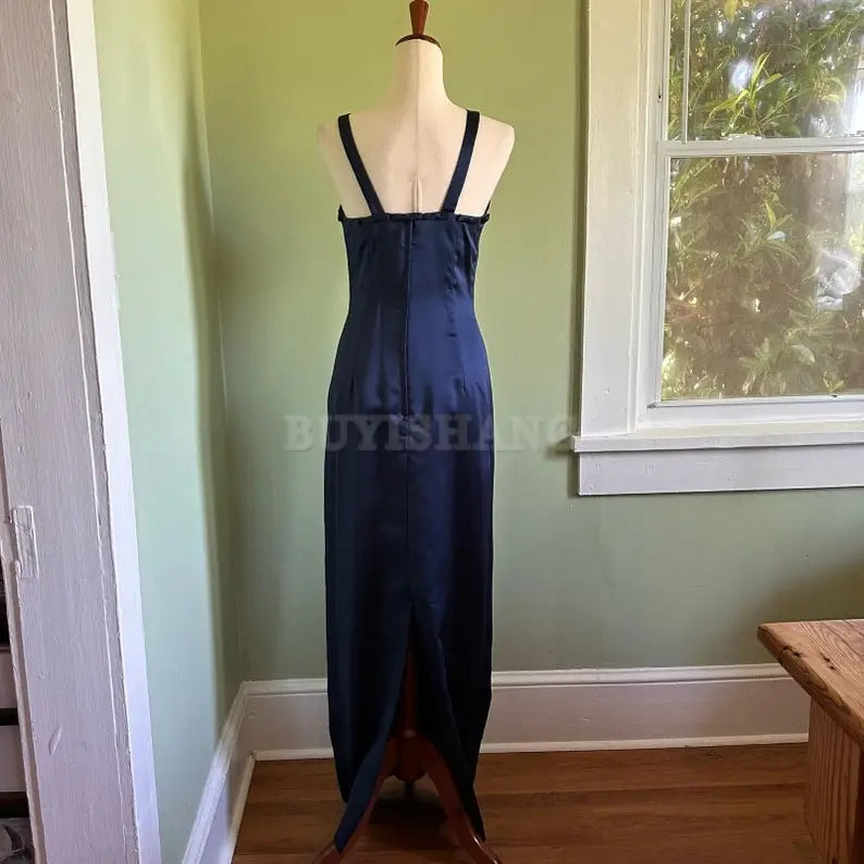 Buyishang Elegant vintage satin blue fitted ball gown with shoulder straps and long skirt