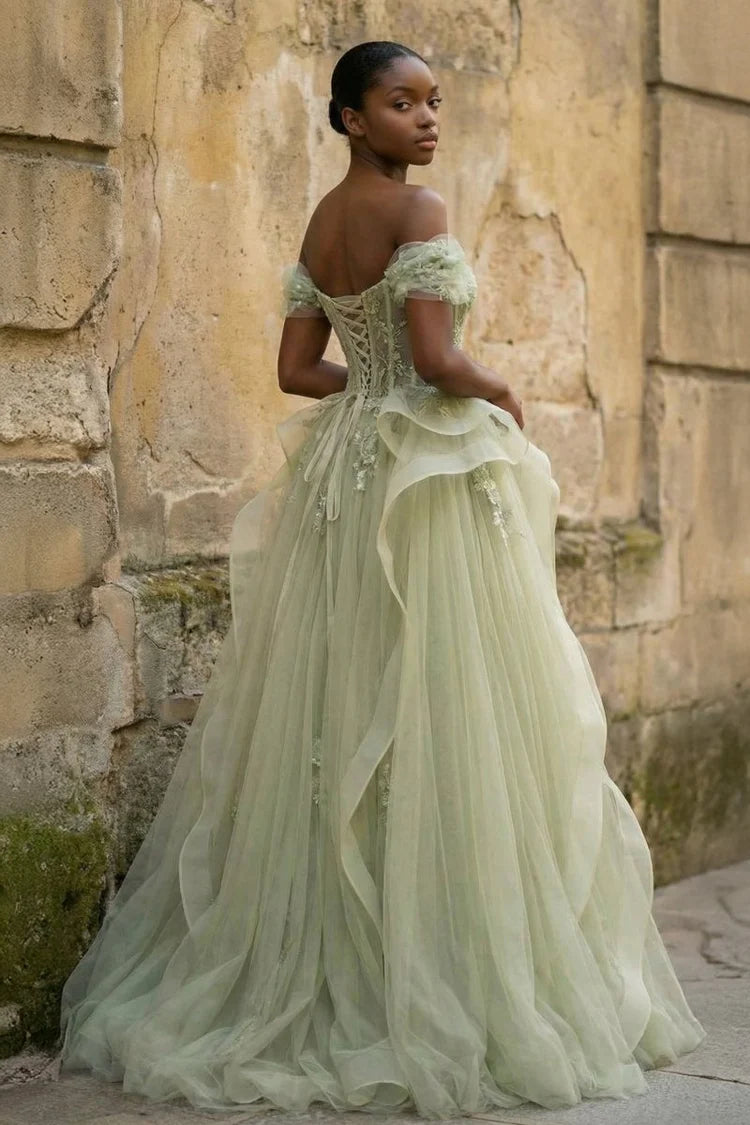 Enchanting Ball Gown Sweetheart Off-the-Shoulder Lace-Up Back Floor-Length Tulle Lace Prom Dresses