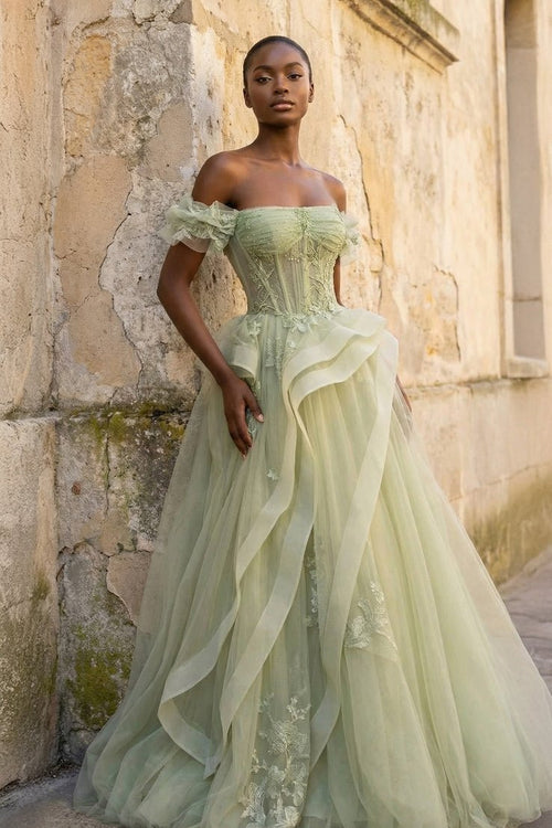 Enchanting Ball Gown Sweetheart Off-the-Shoulder Lace-Up Back Floor-Length Tulle Lace Prom Dresses