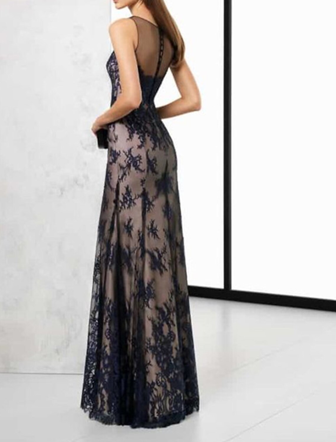 A-Line Mother of the Bride Dress Wedding Guest Simple Elegant Jewel Neck Floor Length Lace Sleeveless No with Appliques Solid Color