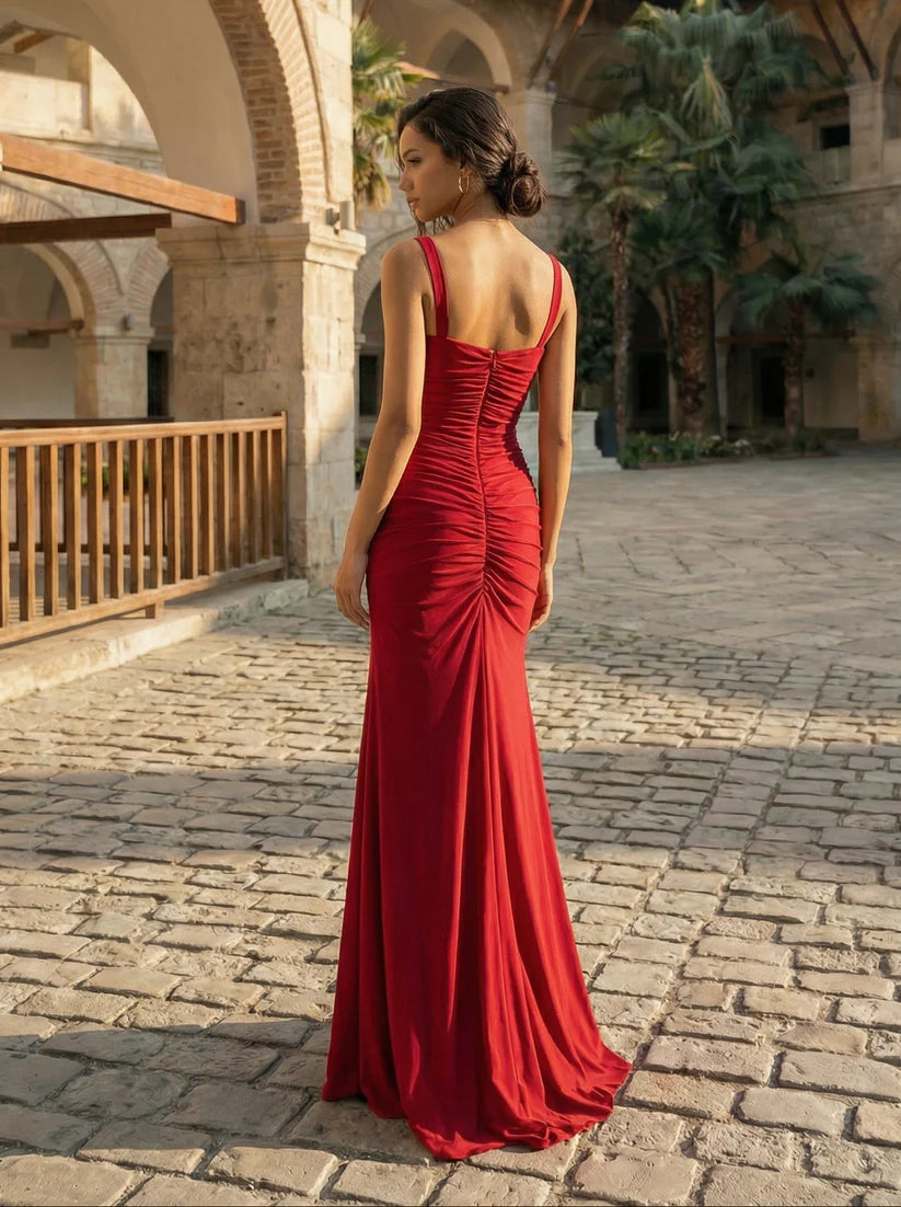 Glamorous Red Sheath Square-Neck Spaghetti-Strap Ruched Floor-Length Prom Dresses