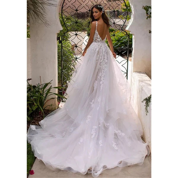 Buyishang A-Line Lace White Sweep Train Sleeveless Backless Wedding Dress