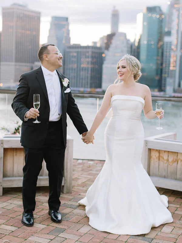 Buyishang Mermaid Strapless Satin Wedding Dresses With Bow-Knot White Wedding Dress