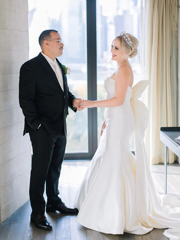 Buyishang Mermaid Strapless Satin Wedding Dresses With Bow-Knot White Wedding Dress