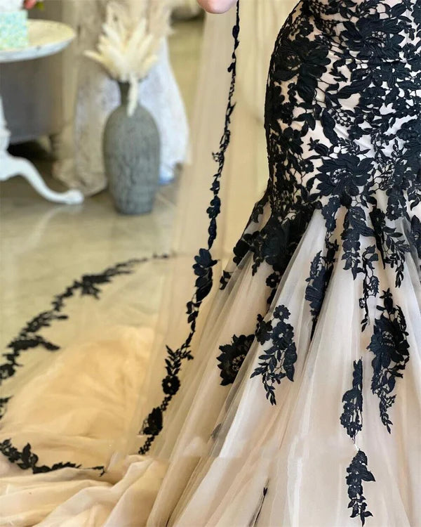 Buyishang Mermaid Black Champagne Wedding Dresses Lace Strapless Sweep Train