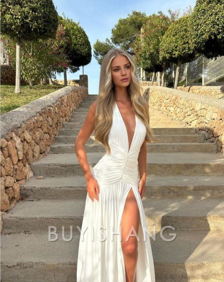 Buyishang Mermaid V Neckline Floor-length Sleeveless White Long Prom Dresses