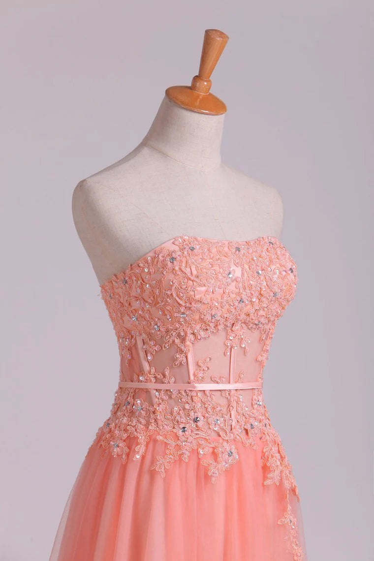 New Arrival Strapless A Line Party Dresses Tulle With Applique