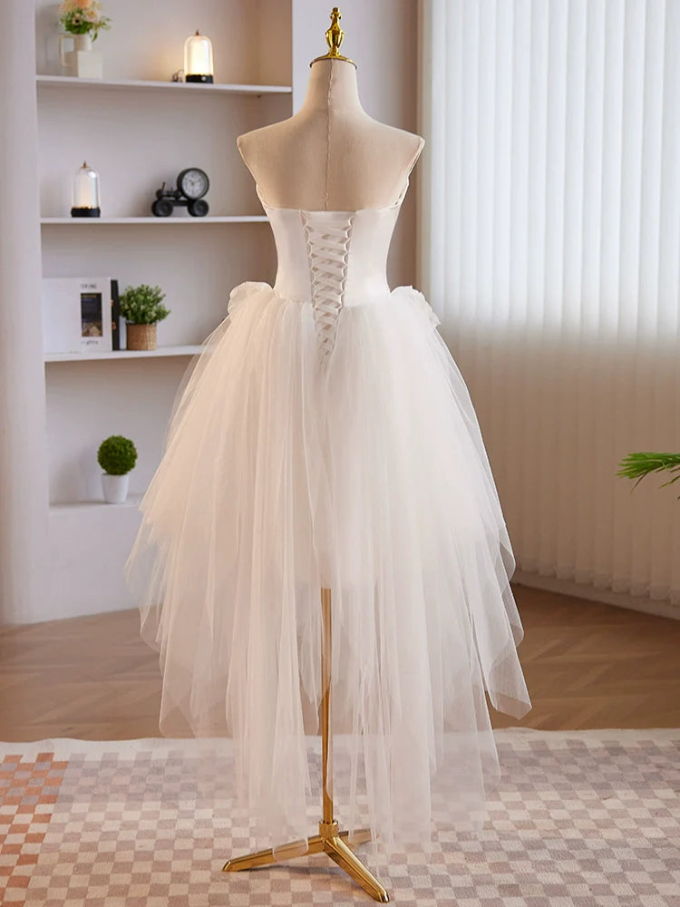 Buyishang Unique White Tulle Satin Short Prom Dress White Homecoming Dress