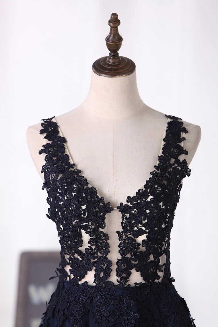 V Neck Party Dresses A Line Tulle With Applique