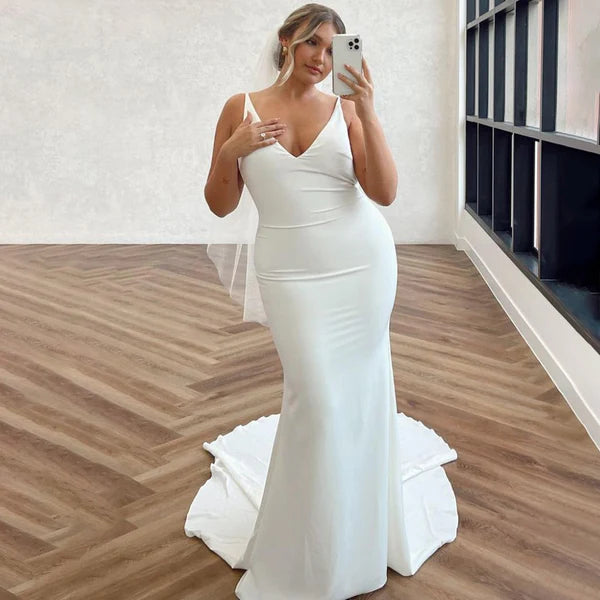 Buyishang Mermaid Chiffon Detachable Drape Back V-neck Satin Wedding Dresses