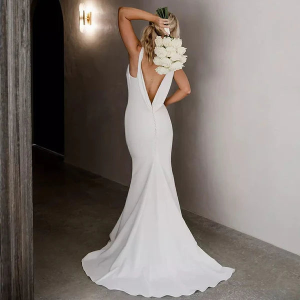 Buyishang Mermaid Chiffon Detachable Drape Back V-neck Satin Wedding Dresses