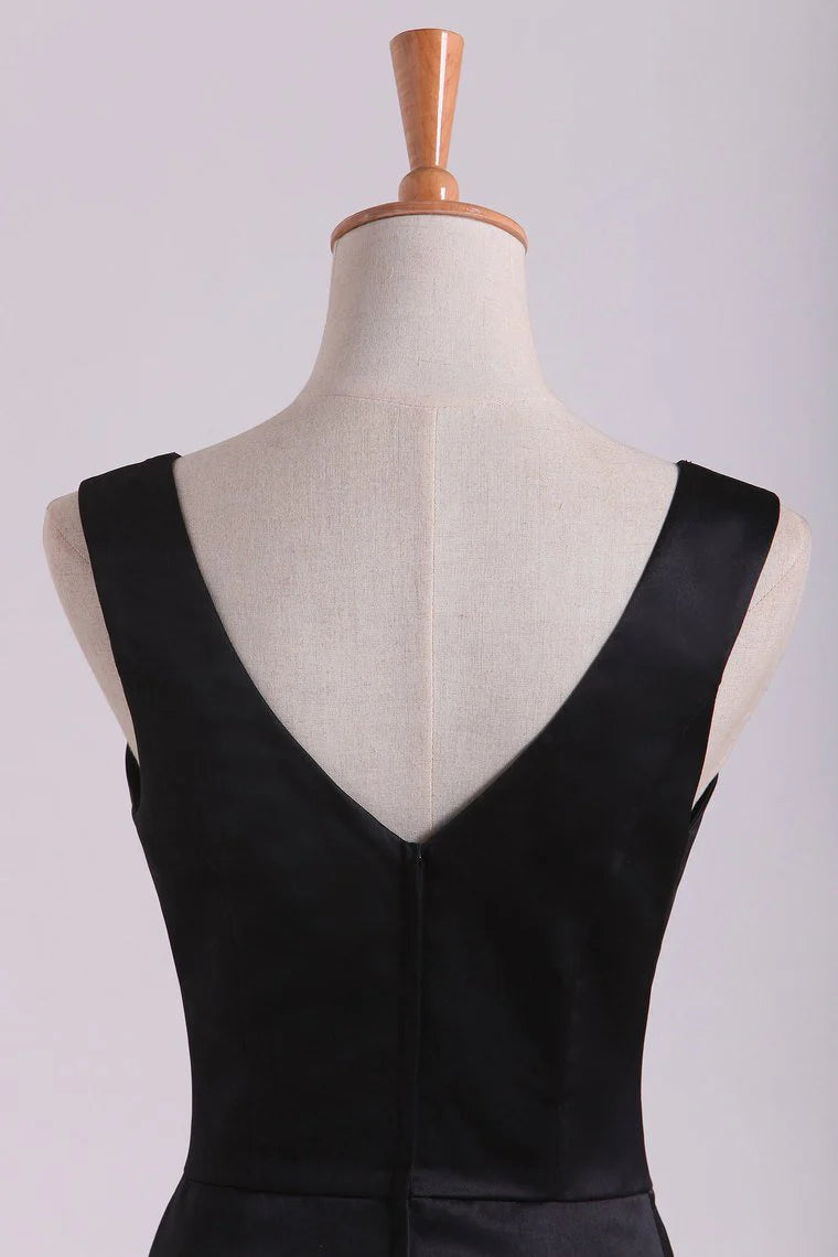 Scoop Floor Length Mermaid Zipper Up Satin Party Dresses