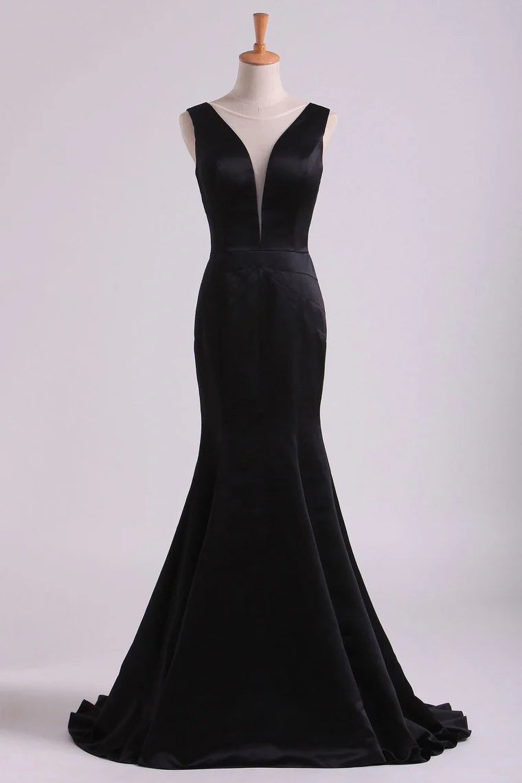 Scoop Floor Length Mermaid Zipper Up Satin Party Dresses