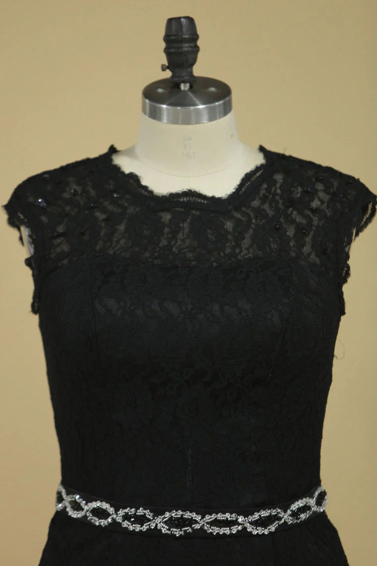 Scoop Lace Mermaid Party Dresses Beaded Waistline Sweep Train