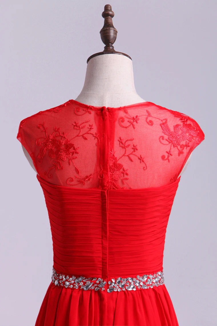 Scoop Neckline Ruffled Party Dress Short Lace Sleeves With Shirred Chiffon Skirt