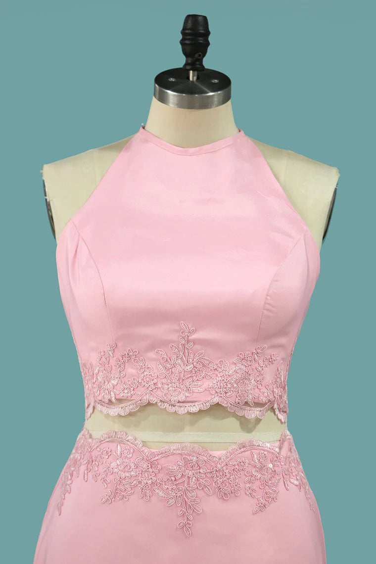 Party Dresses Mermaid Halter Zipper Up Open Back With Appliques