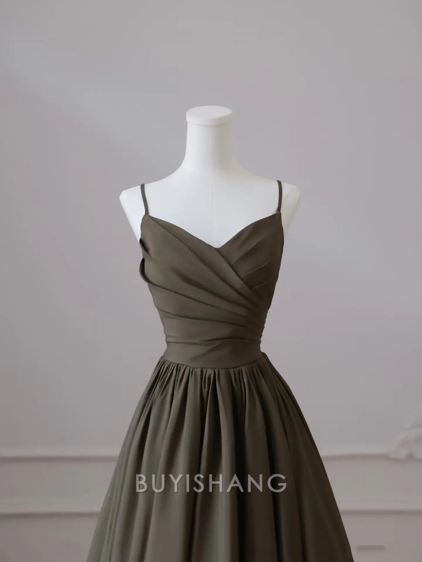 Buyishang Sexy A Line Spaghetti Straps Satin Long Prom Dresses Evening Gowns