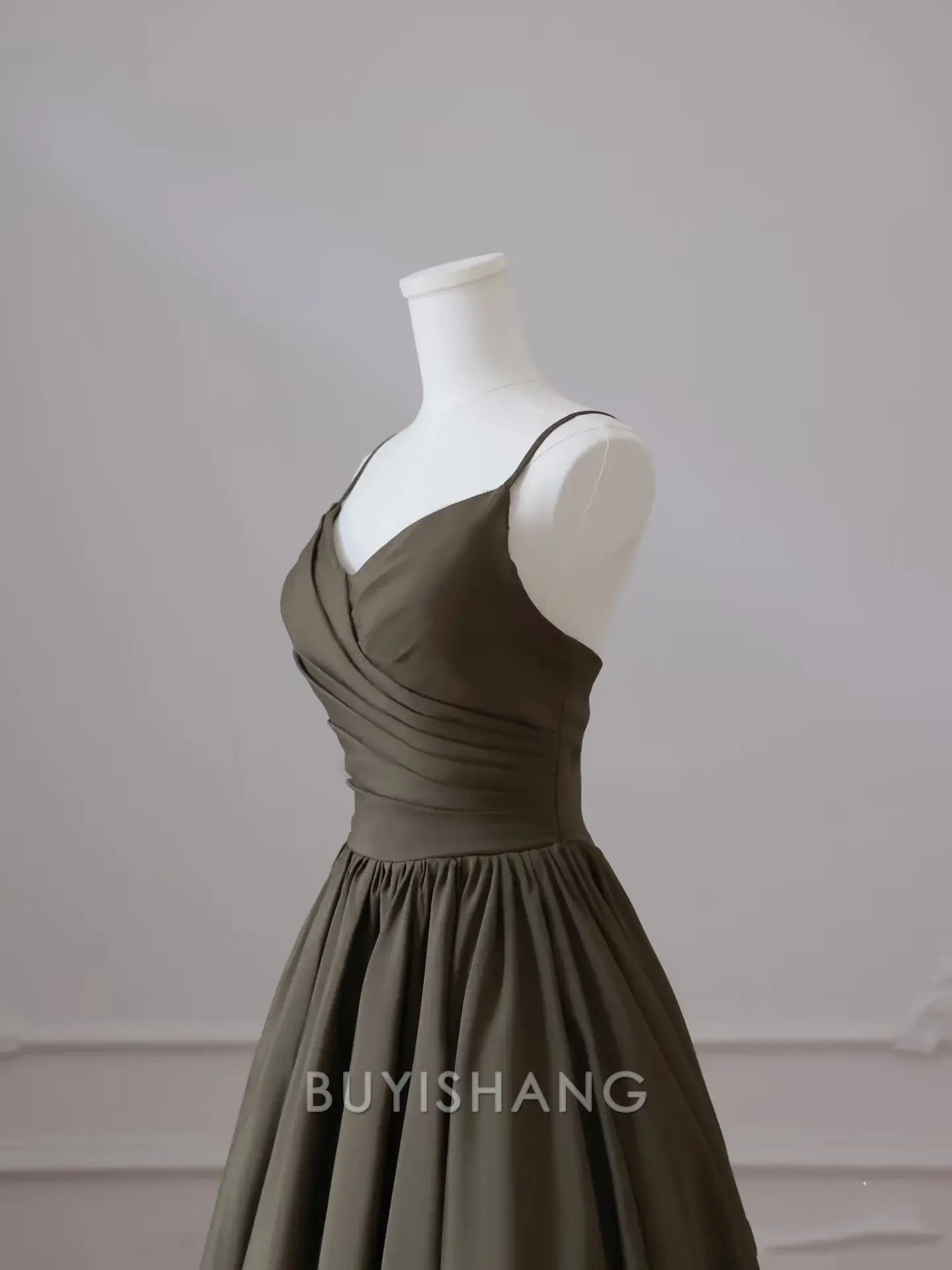 Buyishang Sexy A Line Spaghetti Straps Satin Long Prom Dresses Evening Gowns