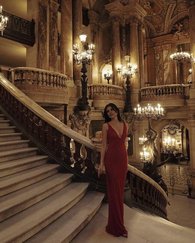 Buyishang Sexy Mermaid Spaghetti Straps Sequin Burgundy Prom Dresses Long Party Dress