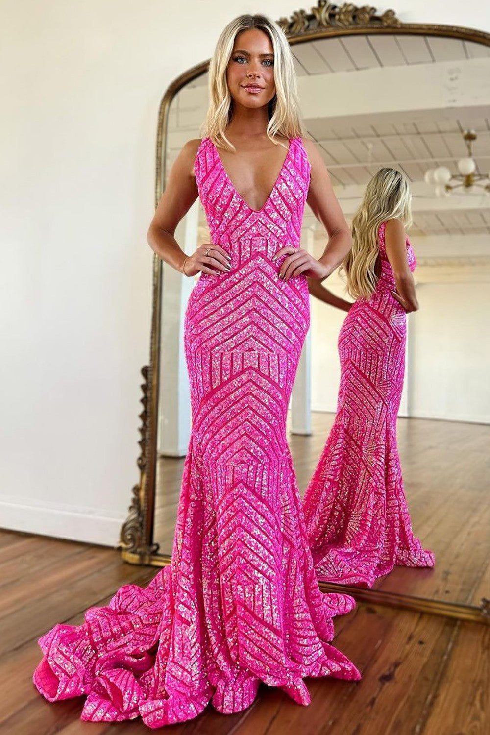 Sparkly Sequin Mermaid V-Neck Open Back Long Prom Dress