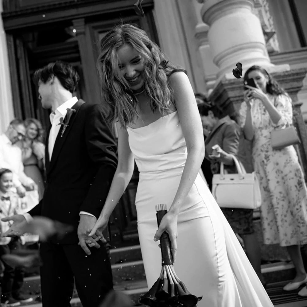 Simple Beach Spaghetti Straps Satin Backless Buttons Ribbon Trailing Wedding Dresses