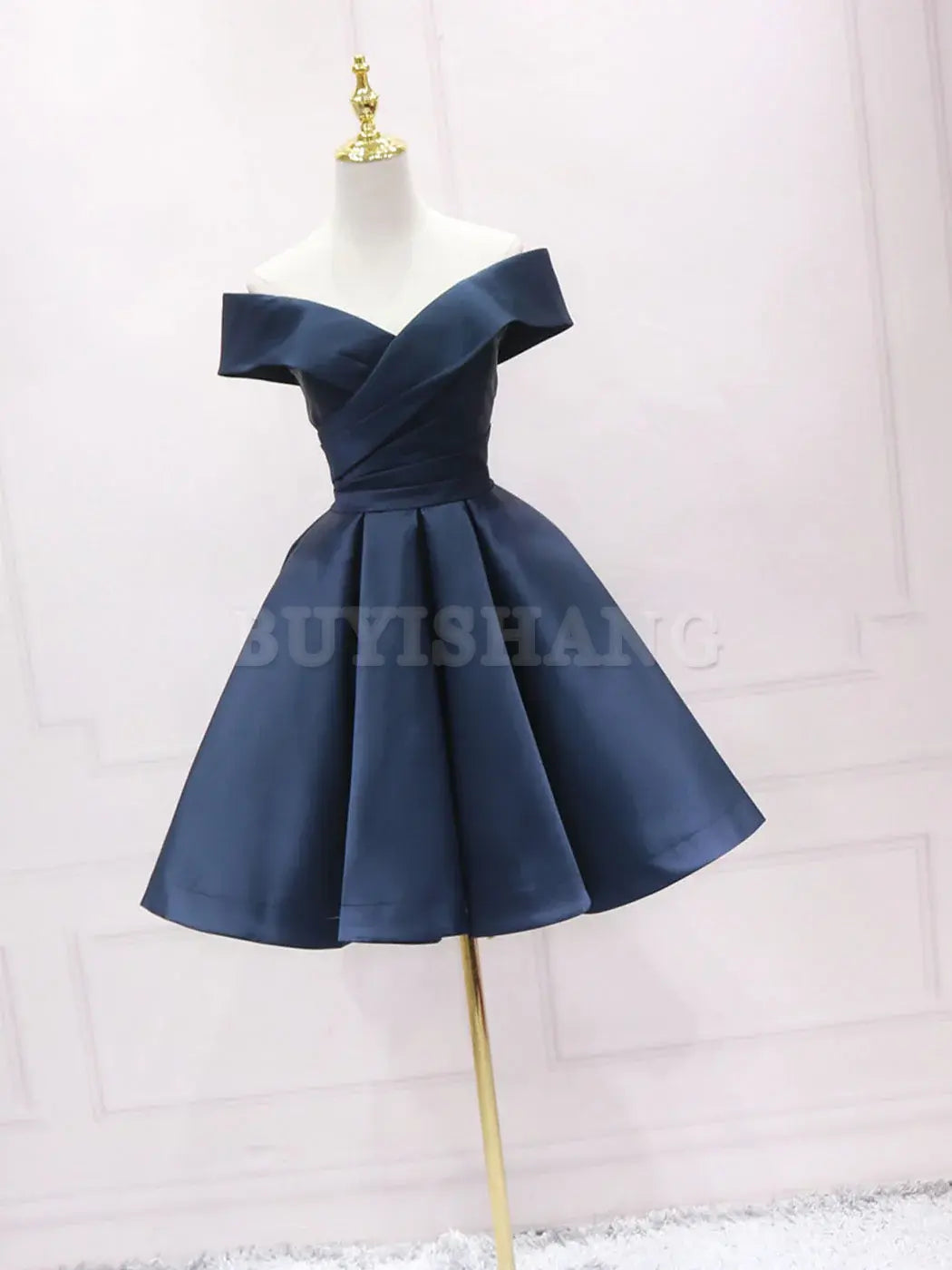 Buyishang Simple Off Shoulder Satin Dark Blue Short Prom Dress Blue Homecoming Dress Bridesmaid dress shop