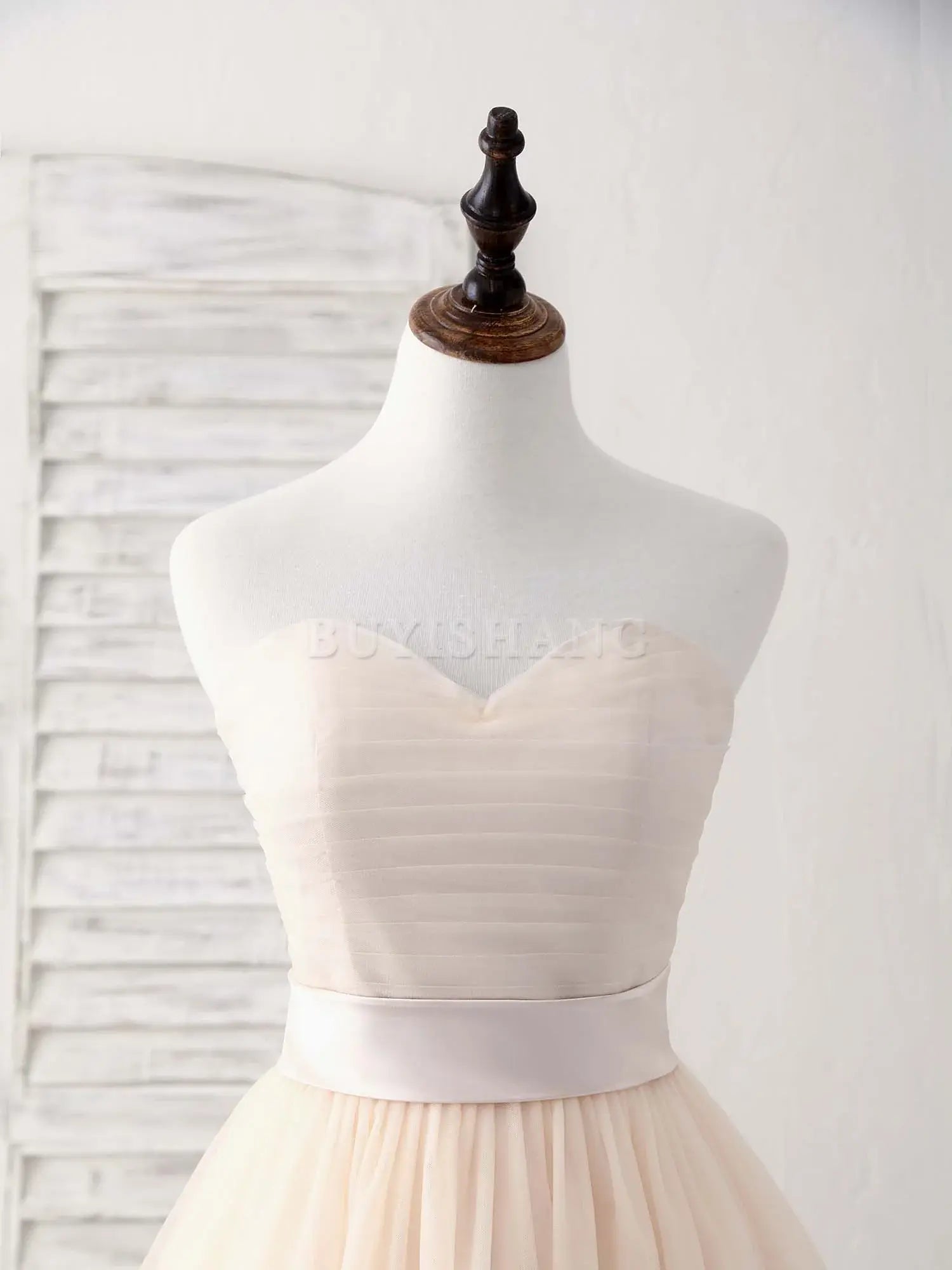 Buyishang Simple Sweetheart Tulle Short Prom Dress Champagne Bridesmaid Dress Bridesmaid dress shop