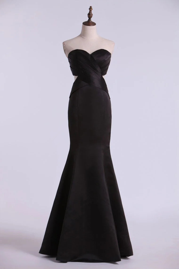 Mermaid Party Dresses Ruched Bodice Open Back Floor Length