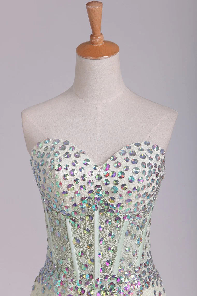 Sweetheart Sheath/Column Party Dress Lace With Rhinestone