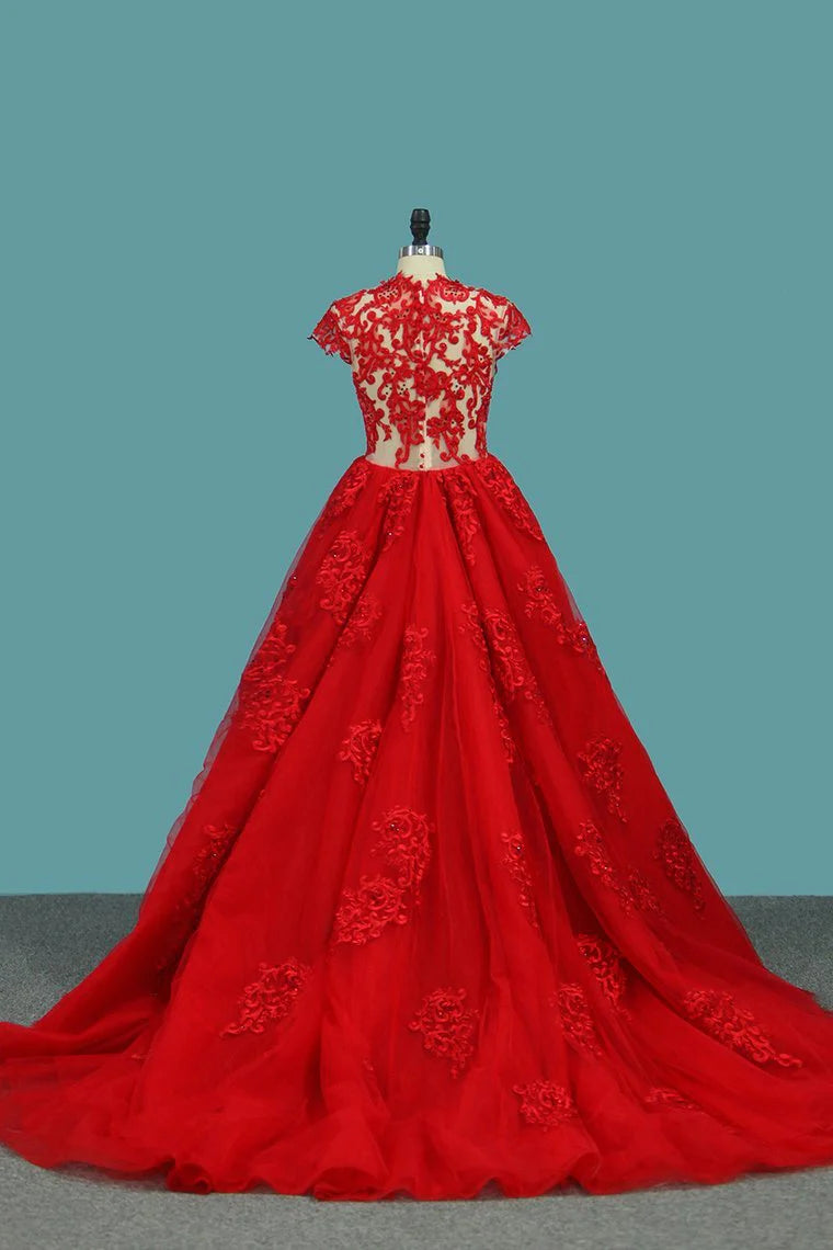 Tulle Scoop Cap Sleeve Party Dresses Mermaid With Applique And Beads Court Train