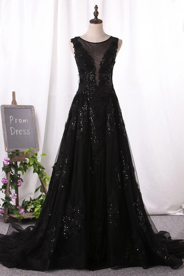 Mermaid Scoop Tulle Party Dresses With Applique Court Train Detachable