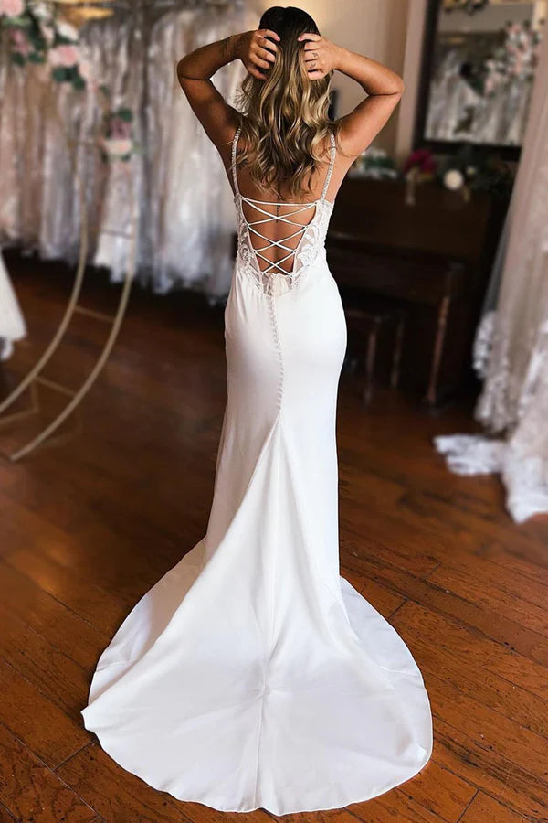 Buyishang Sheath White Lace-Up Back Wedding Dress with Slit