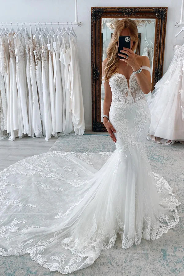 Buyishang White Long Tulle Mermaid Wedding Dress with Lace Appliques