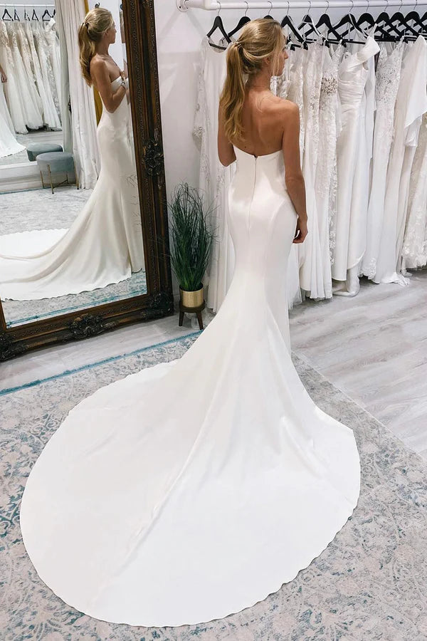 Buyishang White Simple Sweep Train Boho Long Mermaid Wedding Dress