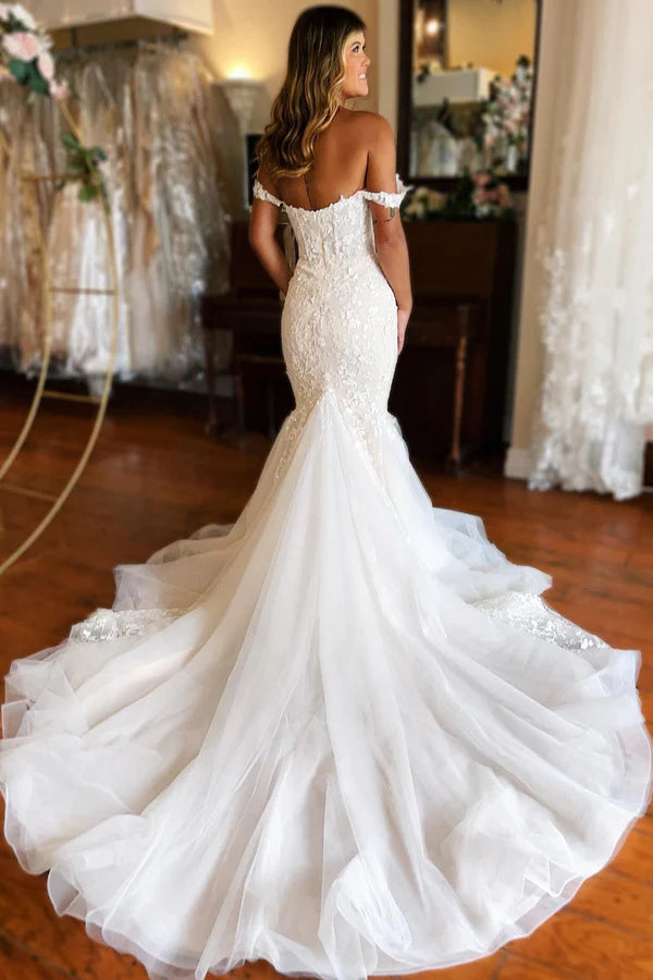 Buyishang Mermaid White Lace Sweep Train Long Wedding Dress with Appliques