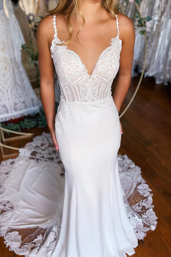 Buyishang White Boho Mermaid Spaghetti Straps Long Wedding Dress with Lace