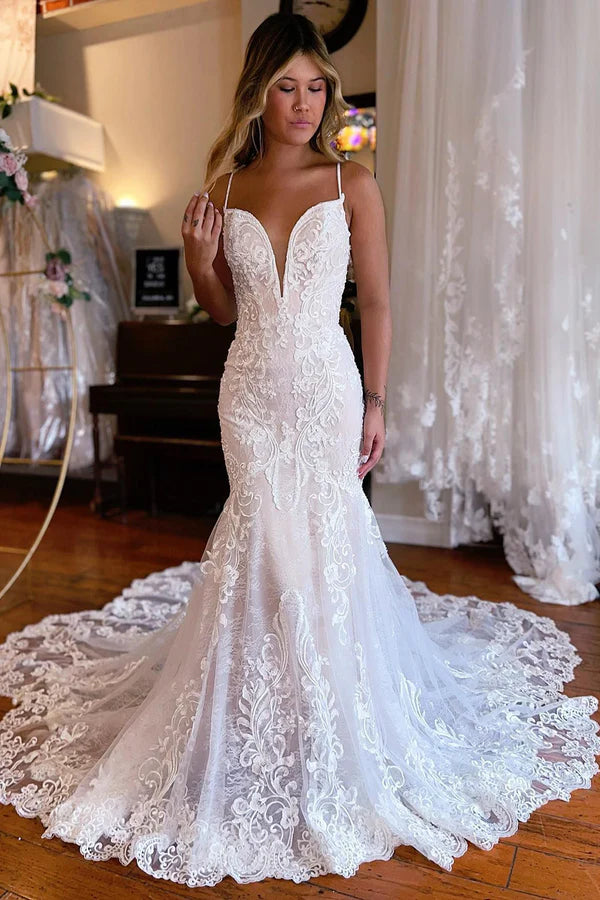 Buyishang Ivory Mermaid Spaghetti Straps Backless Long Lace Wedding Dress