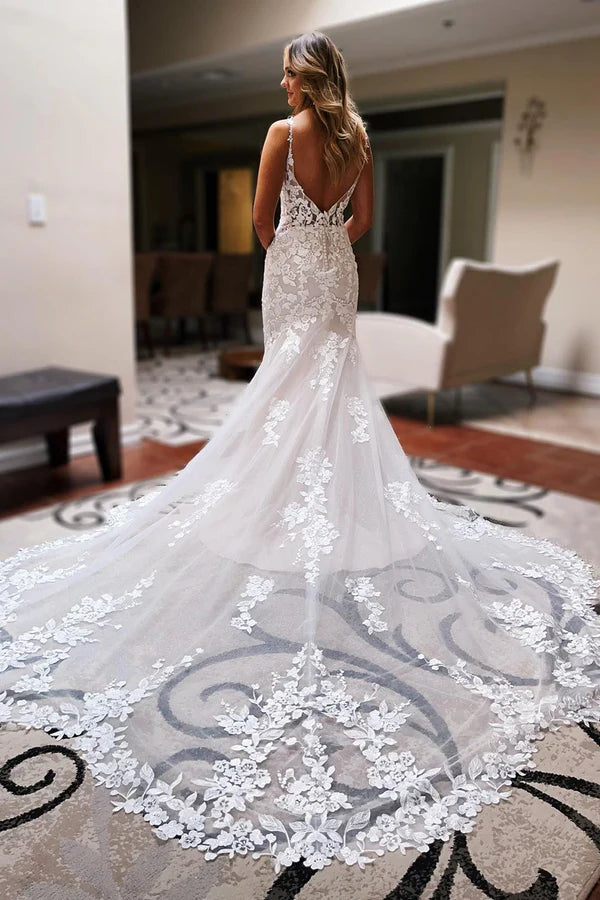 Buyishang Ivory Backless Sleeveless Lace Mermaid Long Wedding Dress