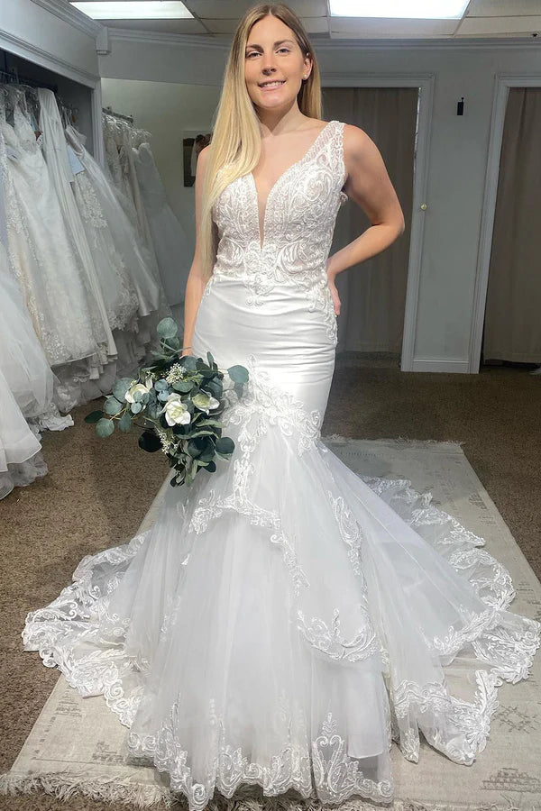 Buyishang Deep V-Neck Mermaid White Long Wedding Dress with Lace
