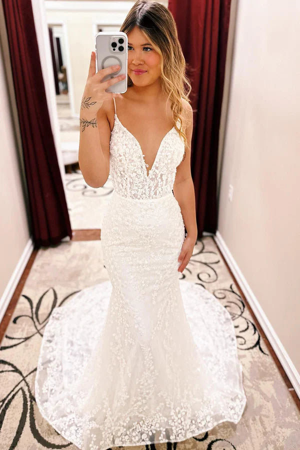 Buyishang Ivory Spaghetti Straps Lace Mermaid Wedding Dress with Train