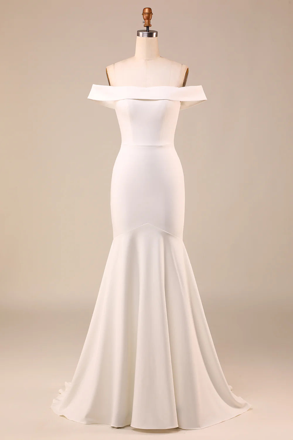 Simple Ivory Mermaid Lace-Up Back Long Wedding Dress