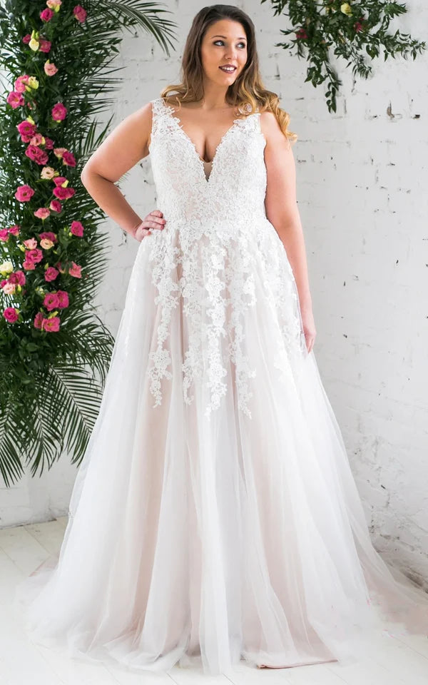 Buyishang A Line Romantic Tulle Plunging Neckline Wedding Dress with Appliques