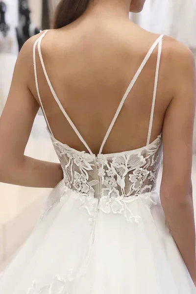 Buyishang A-Line Spaghetti Straps Tulle Appliques Rustic Wedding Dress
