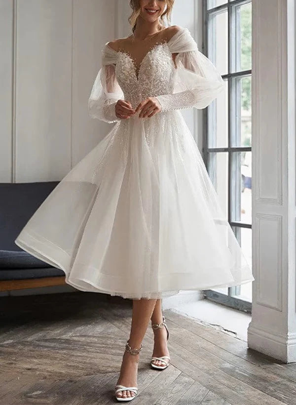 Buyishang A-Line Sweetheart Long Sleeves Elegant Tulle Wedding Dresses With Appliques Lace