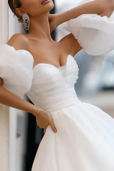 Buyishang A Line Sweetheart White Hall Casual Wedding Dress Simple Bridal Gowns