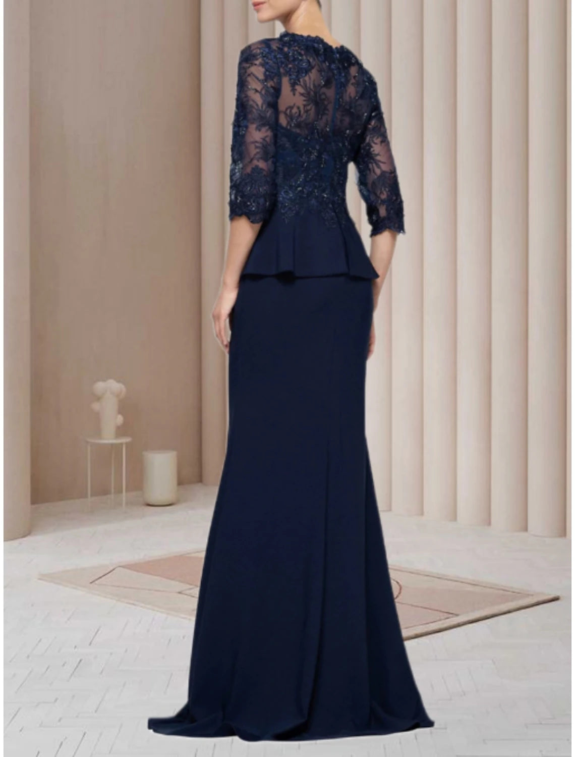 Sheath / Column Mother of the Bride Dress Wedding Guest Elegant V Neck Sweep / Brush Train Stretch Fabric Half Sleeve with Lace Sequin Ruffles