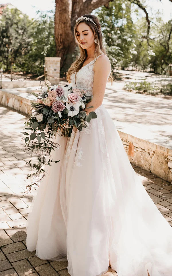 Buyishang Adorable A-Line Lace Wedding Dress With Appliques And Illusion Deep-V Back