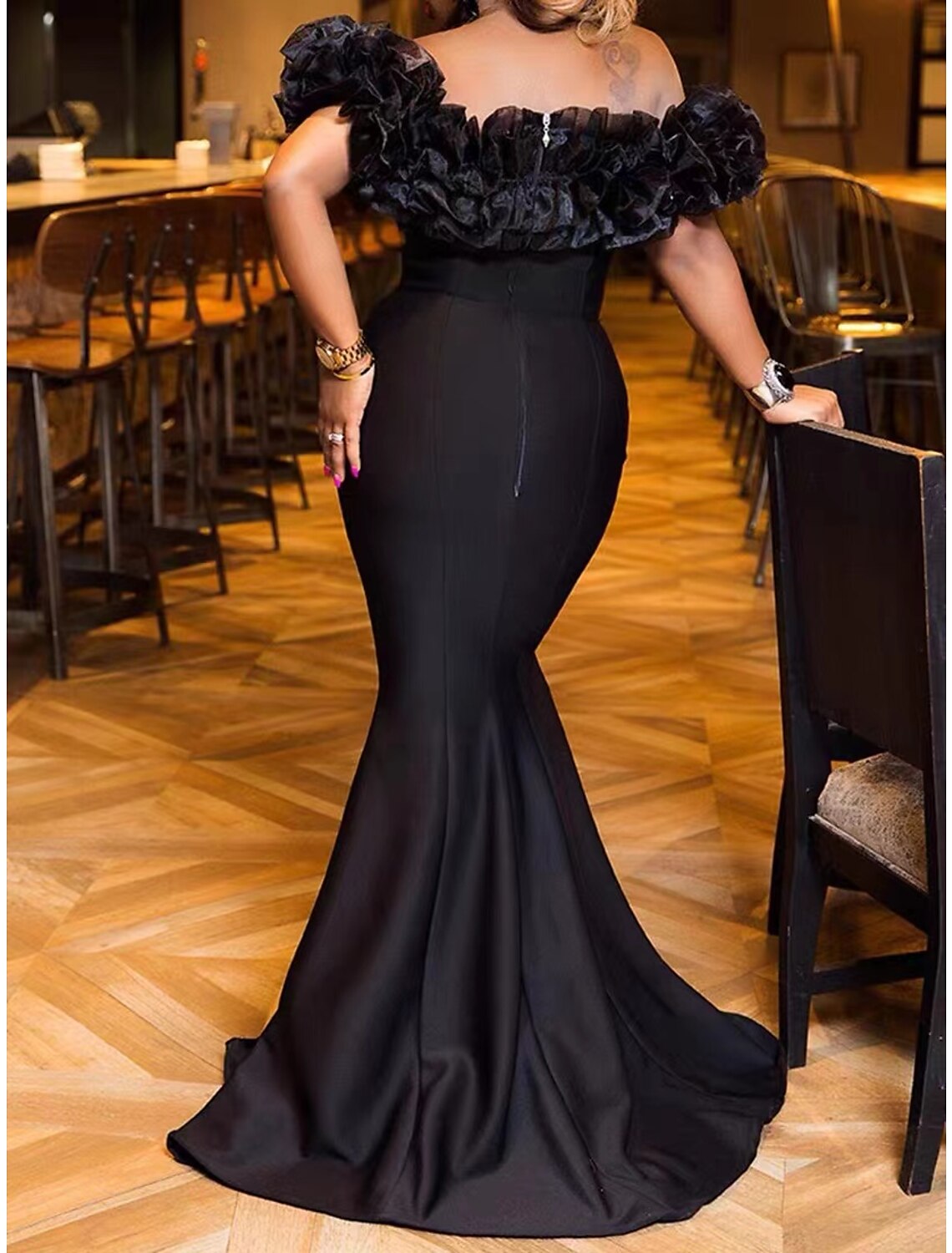 Mermaid Evening Gown Emerald Green Dress Red Green Dress Engagement Sweep / Brush Train Short Sleeve Off Shoulder Stretch Satin with Sleek