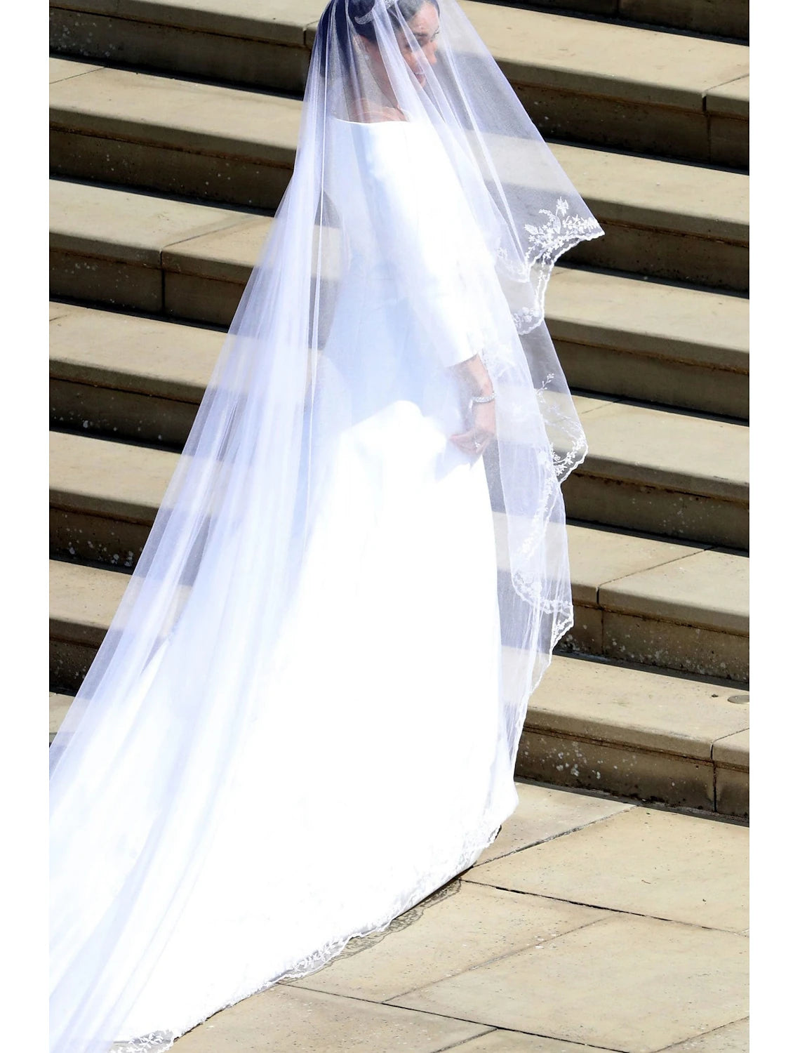 Hall Royal Style Formal Wedding Dresses Mermaid / Trumpet Off Shoulder Long Sleeve Chapel Train Satin Bridal Gowns With