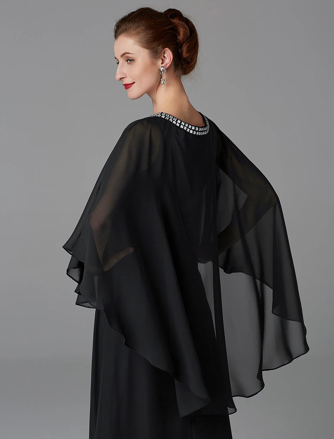 A-Line Mother of the Bride Dress Wedding Guest Plus Size Elegant Jewel Neck Floor Length Chiffon Sleeveless with Beading Fall